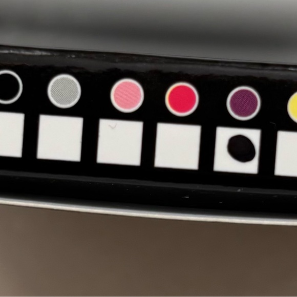 Chanel Duo Compact Mirror - Limited Edition NIB - Picture 9 of 9